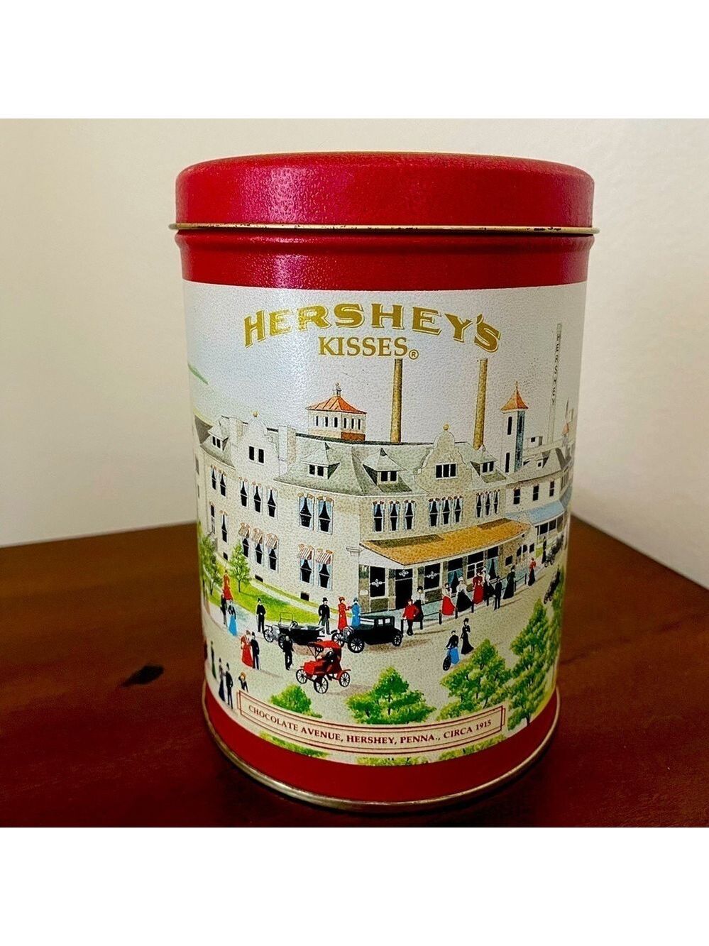 Vintage Hershey’s Hometown Series Canister #4 – Chocolate Avenue 1905 Collector
